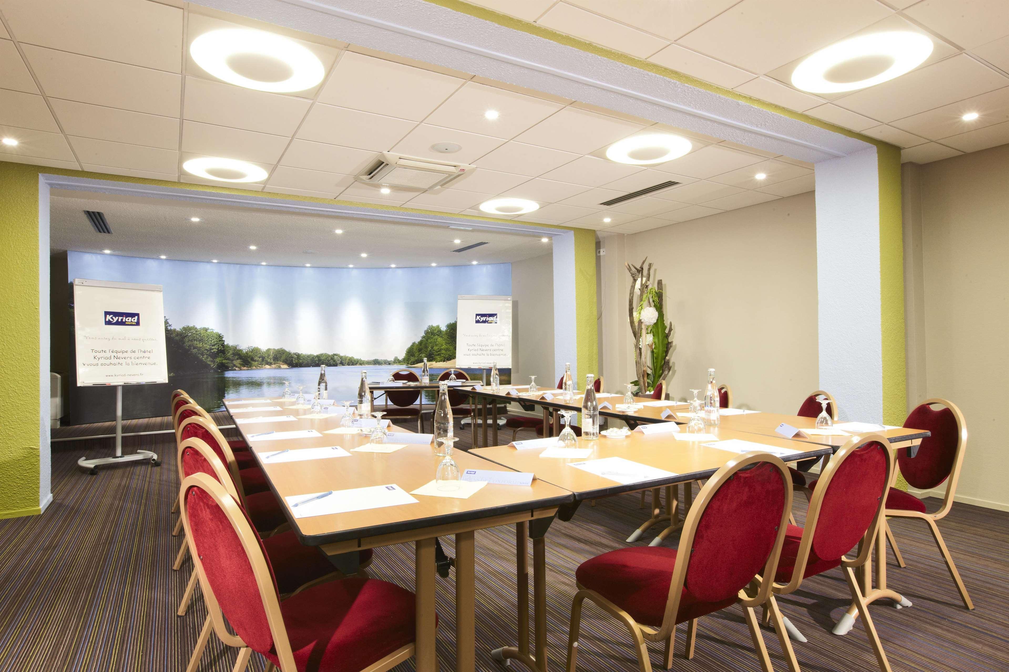 Kyriad Hotel Nevers Centre Luaran gambar