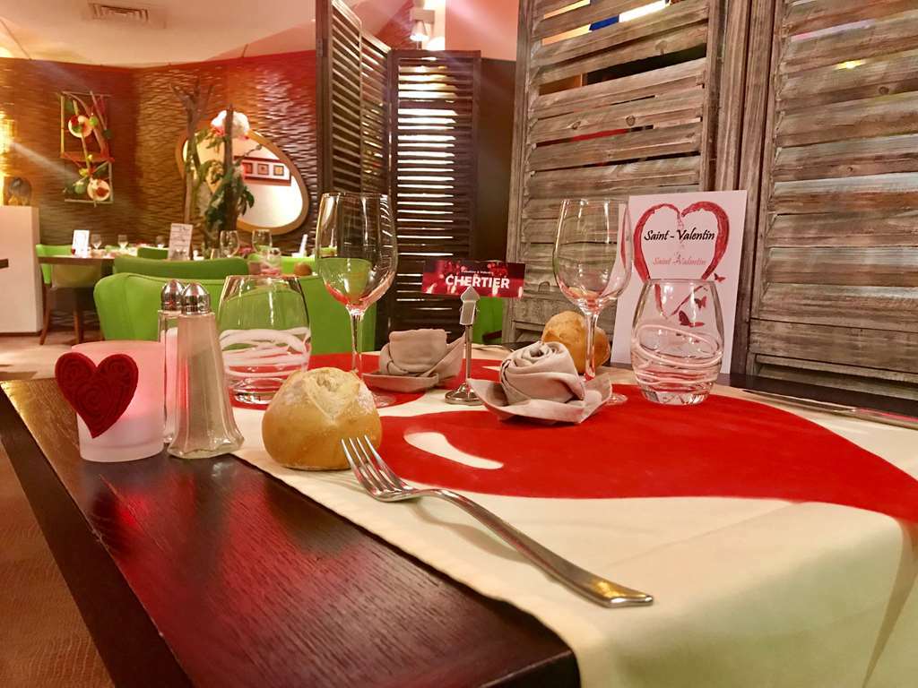 Kyriad Hotel Nevers Centre Restoran gambar