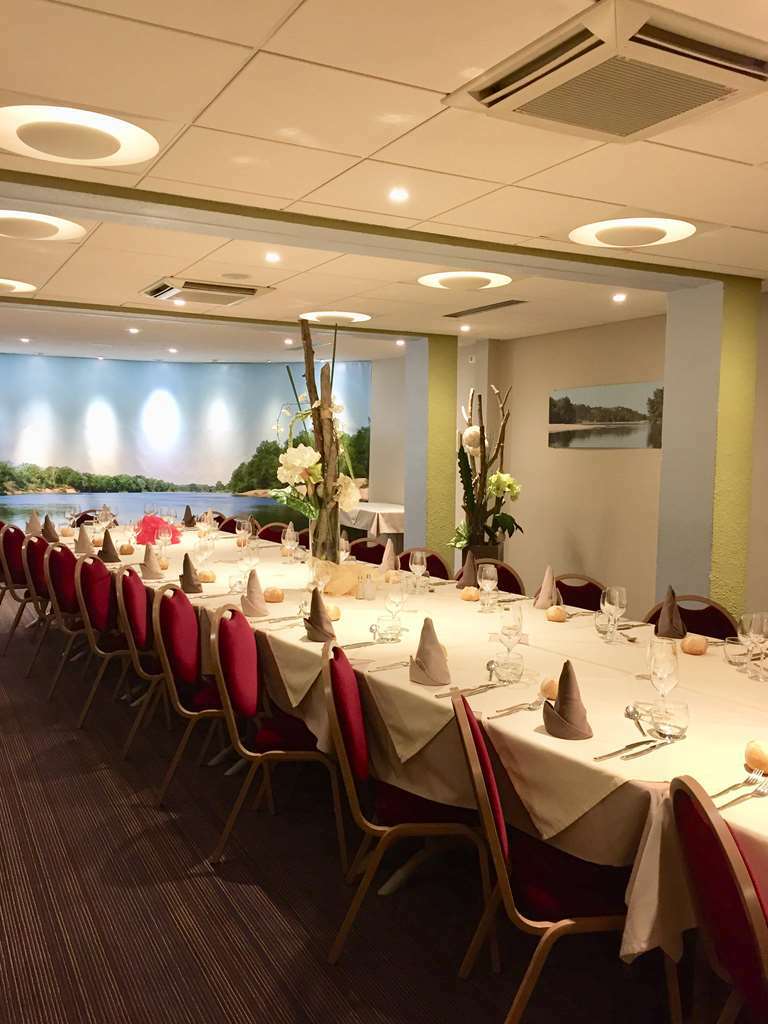 Kyriad Hotel Nevers Centre Restoran gambar