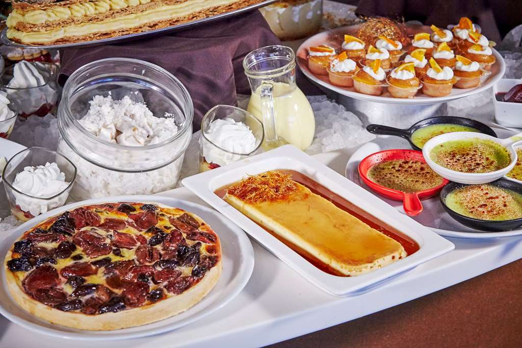 Kyriad Hotel Nevers Centre Restoran gambar